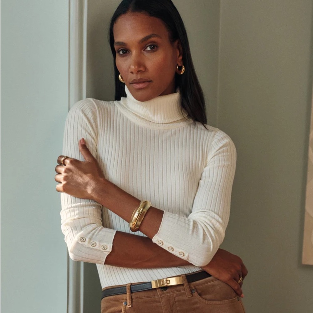 J. McLaughlin Ivory Ribbed Turtleneck Sweater